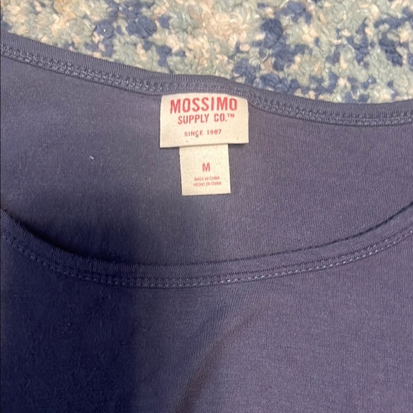 Mossimo Navy Ruched Front Top (Size M) - Picture 2 of 2